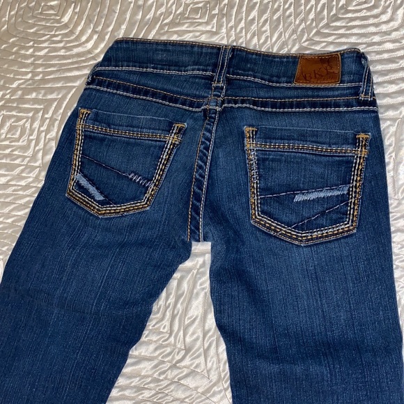 SOLD! - Picture 6 of 8